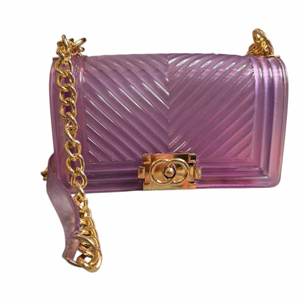 Chic Chevron Purple Crossbody Bag with Gold Chain - Picture 1 of 8